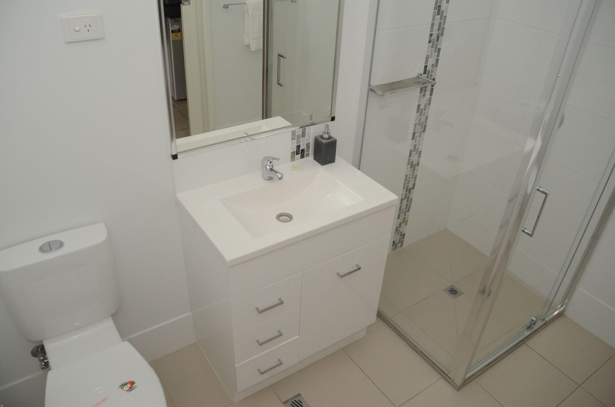 Capricorn Hotel Blackwater Bagian luar foto