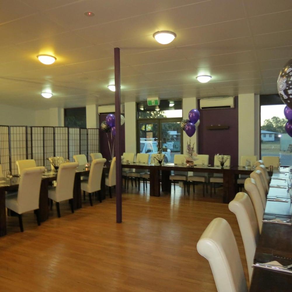 Capricorn Hotel Blackwater Bagian luar foto